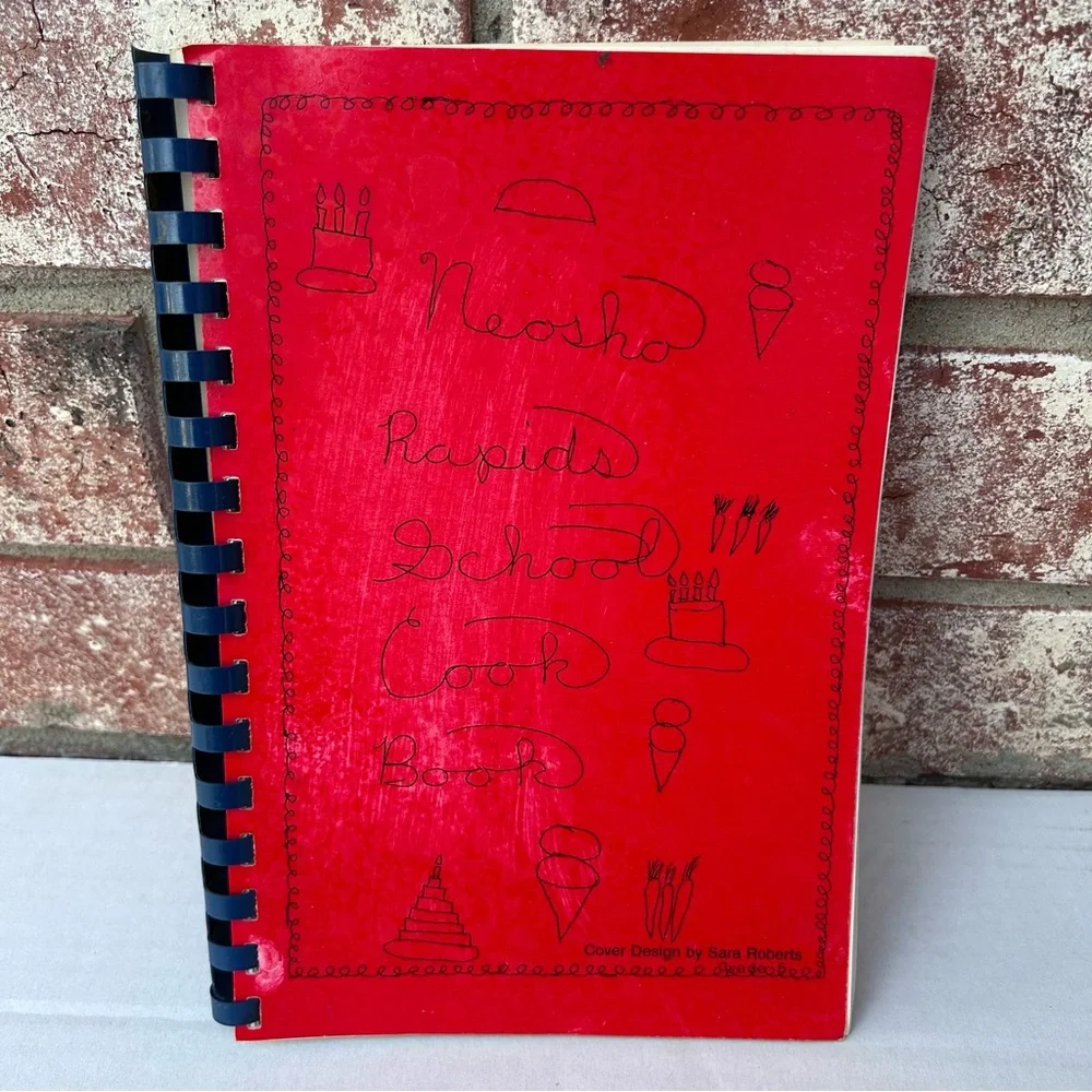Neosho Rapids School PTO Vintage Cookbook 1992 Community Recipes Spiral